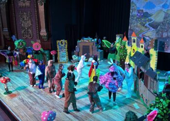 Presentación teatral infantil realza el Día del Niño