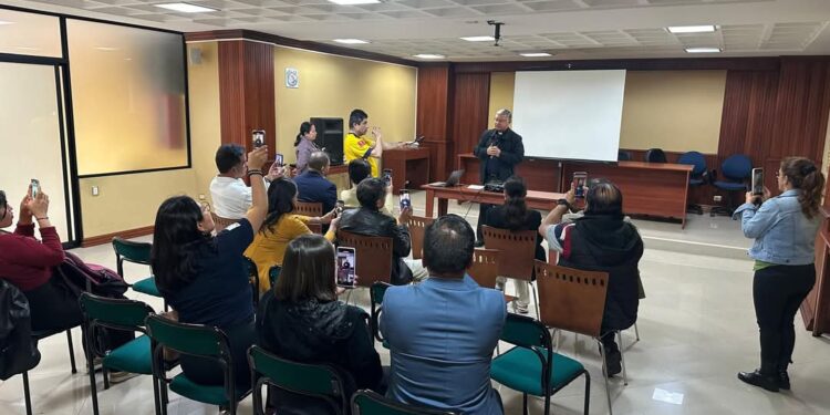 Di贸cesis de Loja vivi贸 la 59潞Jornada Mundial de Comunicaci贸n