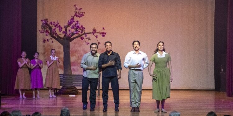 La Compañía de Teatro de la UTPL celebra 20 años de arte, formación y memoria escénica