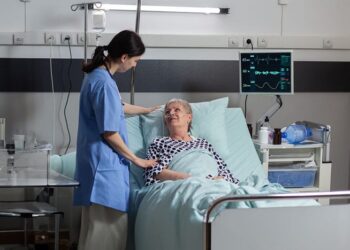 Causas de hospitalización en Ecuador