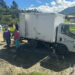 Familias de los barrios altos de Loja reciben agua en tanqueros