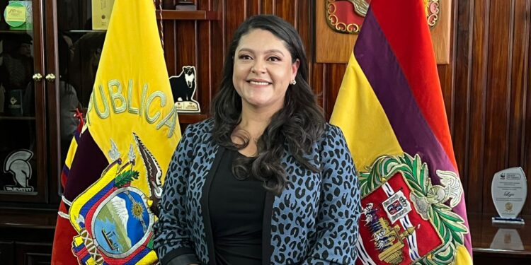 Diana Guayanay es la nueva alcaldesa de Loja.