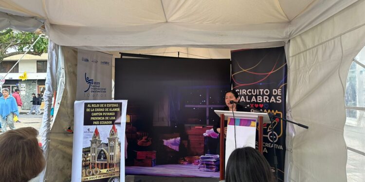 Loja vibra con la presentación de un cuento y un pemario en el Festival de Artes Vivas