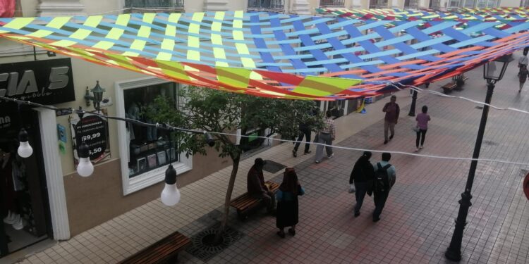 Loja analiza plan de peatonización en calles céntricas