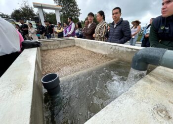 Sistema de agua beneficia a 77 familias de una comunidad de Puyango