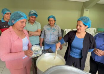 En Quilanga productores impulsan emprendimiento para procesar lácteos