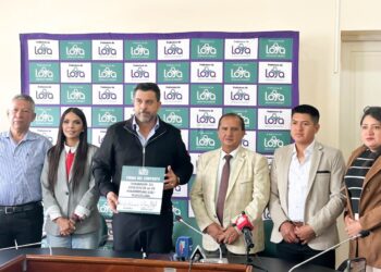 Hay 3 millones de dólares para asfaltar dos vías en Chaguarpamba