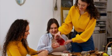 Día de la Madre 2026: el 69% de los ecuatorianos afirma preferir una experiencia como regalo, antes que uno físico