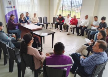 Moradores de barrios de Loja solicitaron ayuda de autoridades