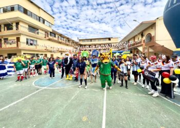 UTPL reunió a cerca de 600 deportistas en una gran fiesta atlética por sus 55 años