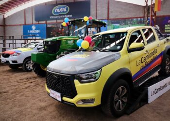 Productores agrarios reciben implementos