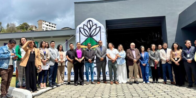 Propuestas de los productores se presentan en la feria de Loja