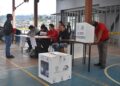 Destinan maquinaria para mantenimiento y ejecución de obra vial