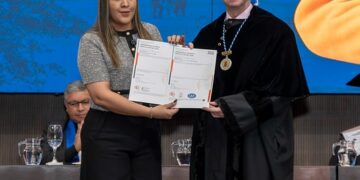UTPL inicia un nuevo año académico con una certificación internacional que reconoce la calidad de su gestión institucional
