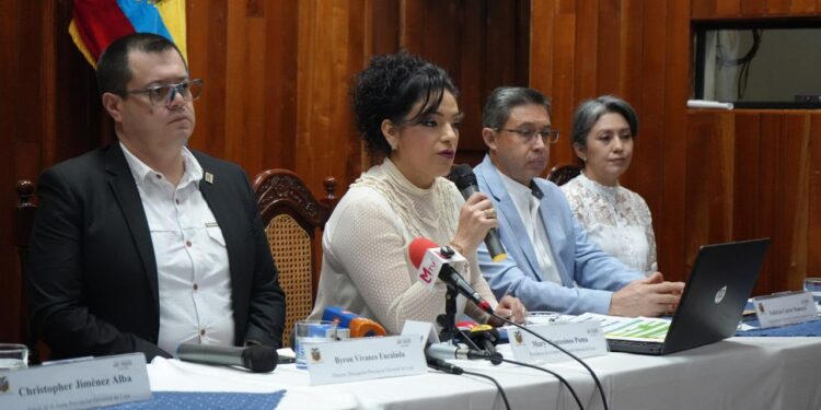 Más de 3 mil candidatos están calificados para participar en Loja