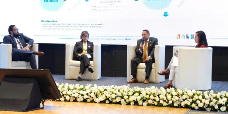 Gobernanza y fiscalización del Estado fue abordada en Cumbre internacional